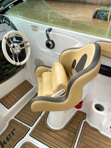Lancha Cuddy Fibrafort Focker 215 Canestrari Quicksilver