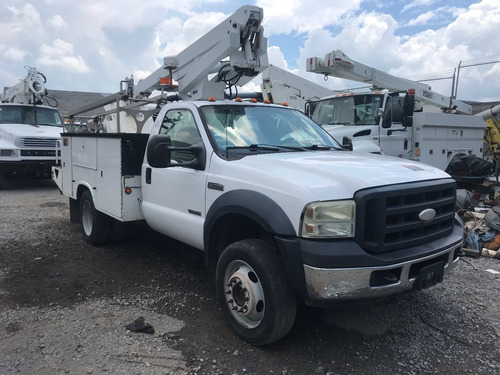 Imagen 2 de 14 de Grua Canastilla Altec At 200a En Camion Ford F450 2006