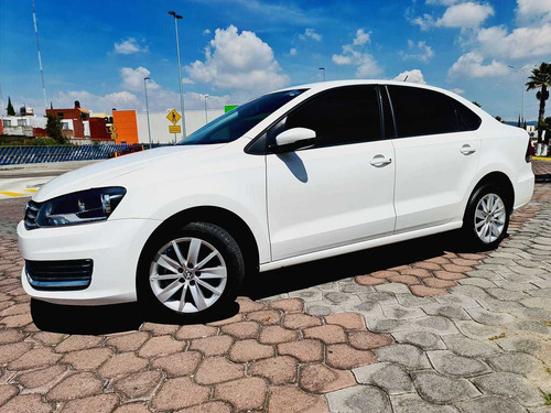 Imagen 6 de 15 de Volkswagen Vento 2019 2.0 Confortline Mt