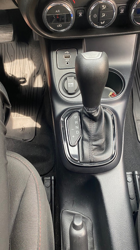 Fiat Toro 1.8 16v Freedom Flex 4x2 Aut. 4p