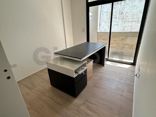 Venta Departamento 3 Ambientes Con Cochera En Belgrano