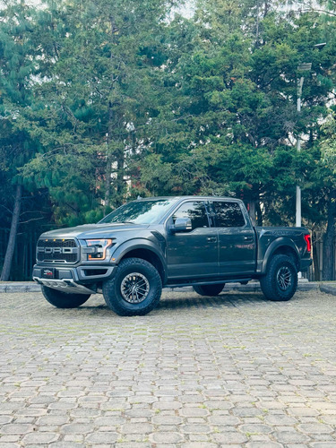 Ford Lobo Raptor Crew Cab 4x4