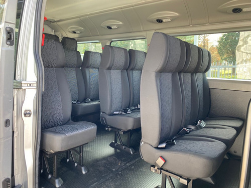 Imagen 16 de 20 de Renault Master Minibus 2.3 Diesel