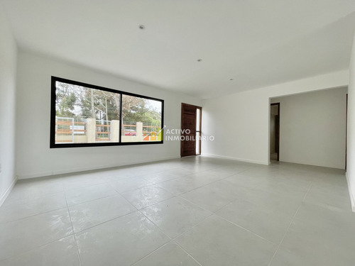 Venta Casa 715 Metros 3 Dormitorios + Patio Con Parrillero - Solymar