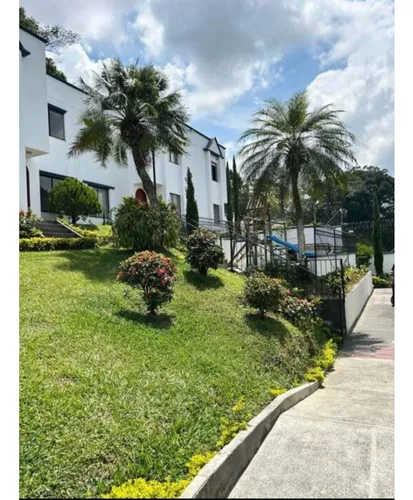 Venta Casa 143 Mts2 En Álamos, Oriente De Pereira. 2-1s1