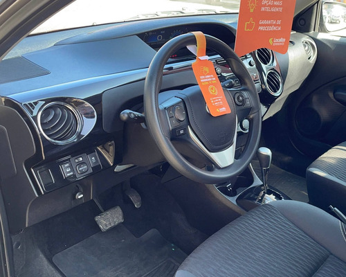 Imagem 9 de 9 de Toyota Etios 1.5 X Sedan 16v Flex 4p Automático