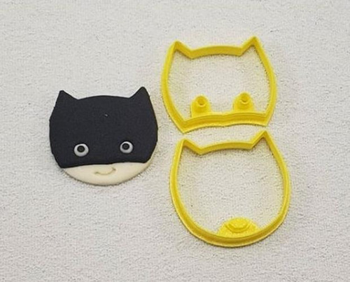 Super Hero Cutter - Batman Baby Face, 5,5 cm, color blanco
