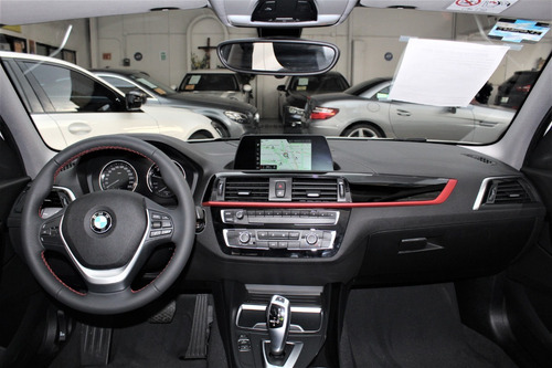 Imagen 11 de 12 de Bmw 118ia Sport Line 2019 Con 6,600 Kilometros