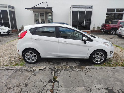 Ford Fiesta Kinetic 1.6 Titanium 120cv