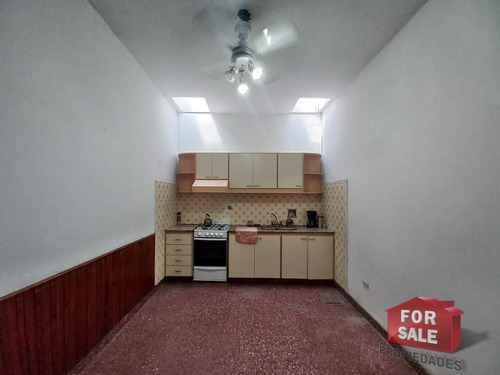 Imagen 6 de 11 de Ph De 2 Ambientes Para Uso Profesional, En Planta Baja.
