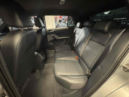Volkswagen T-Cross 1.4 250 TSI TOTAL FLEX HIGHLINE AUTOMÁTICO