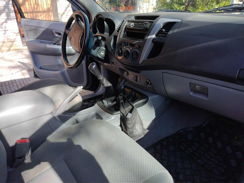 Toyota Hilux 3.0 I Srv Cab Doble 4x4 (2009)