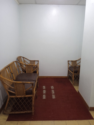 Imagen 2 de 4 de Oficina En Venta Av Urdaneta Century 21 Plaza Francia 04125033903 Gg1