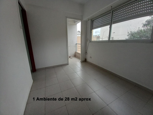 Venta De Edificio Sobre Calle Alem Al 700, Morón