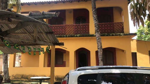 Vendo Casa Com Espaço Maravilhoso !