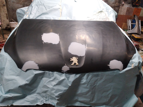 Imagen 7 de 10 de Taller Chapa Pintura