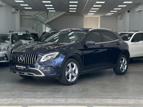 Mercedes-Benz GLA 200 1.6 CGI FLEX ADVANCE 7G-DCT