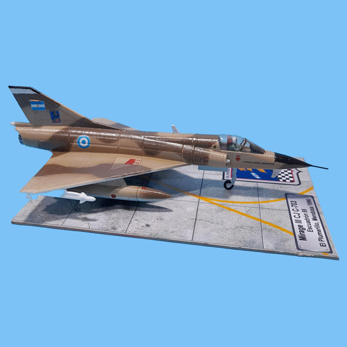 Maqueta Avión A Escala 1/48 Mirage 3c Argentino Escuadrón 55