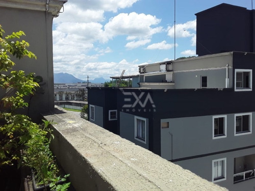 Imagem 4 de 25 de Cobertura Bem Localizada Em Bairro Central De Joinville - Cobjo-01