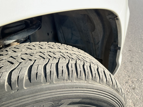 Imagen 11 de 15 de Toyota Hilux 2.8 Cd Srx 177cv 4x2