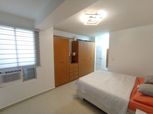Imagen 8 de 24 de Fg Apartamento Moderno En Los Mangos, Calle Cerrada. Res. Alameda