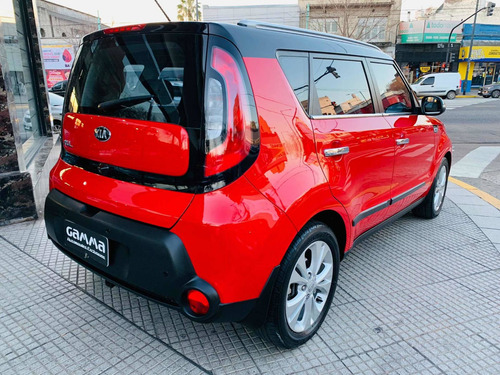 Imagen 12 de 13 de Kia Soul 2015 1.6 Ex 132cv 6at