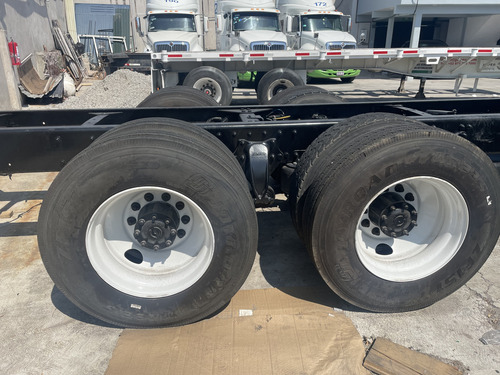 Camión Torton Freightliner M2 Chasis Cabina Modelo 2013 Naci