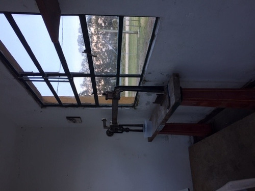 Imagen 10 de 14 de Campo Con Casas Y Galpones