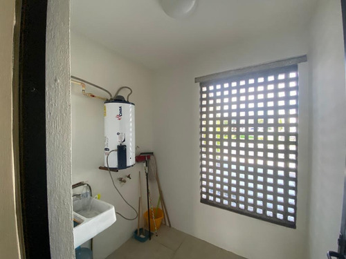 Venta De Casa En Condominio En Zibata, Queretaro