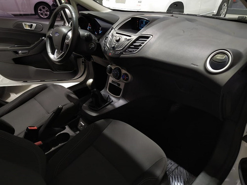Imagen 8 de 14 de Ford Fiesta