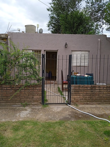 Se Vende Casa En Coop. 3 De Noviembre- Arguello