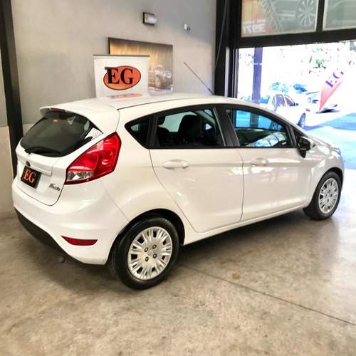 Ford Fiesta Kinetic Design 1.6 S 120cv 2015 Eg Automoviles