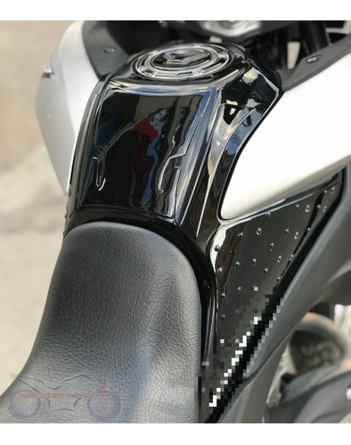 Imagen 5 de 7 de Protector Tanque + Pierneras Stop Grip Honda Xre190 Y Xre300