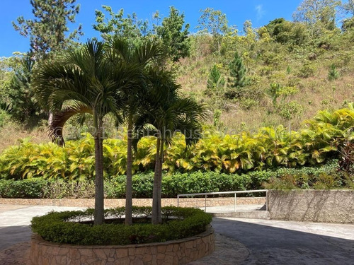 Imagen 16 de 17 de Hermoso Apartamento En Venta Solar Del Hatillo Mls #22-12221