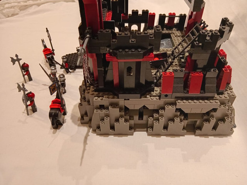 Lego Castillo Medieval De Las Sombras Moc 400 - (Usado)