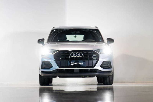 Imagem 2 de 12 de Audi Q3 1.4 Black S 2021