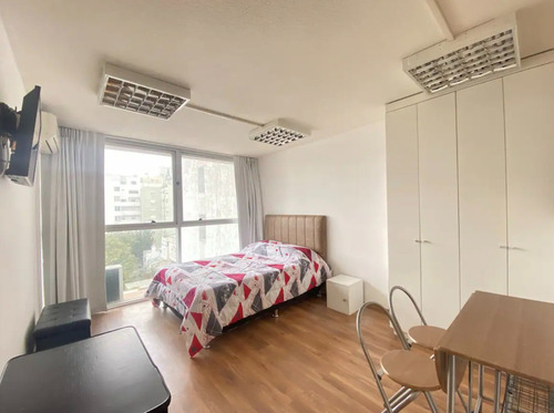 Venta Monoambiente En Punta Carretas Con Garage Sobre Ellauri