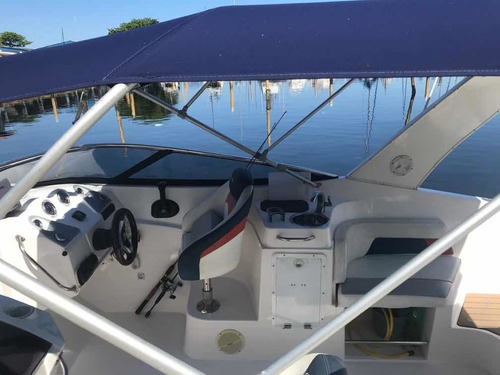 Vendo Lancha Ventura Confort V270