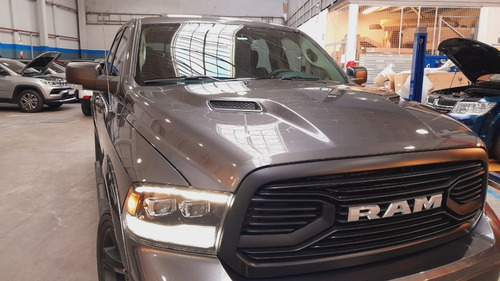 Imagen 15 de 25 de Ram 1500 Laramie 5.7 V8 At8 2022