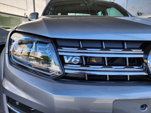 Imagen 18 de 25 de Amarok V6 Highline 258cv C/ Estribos Y Barra Antivuelco #02
