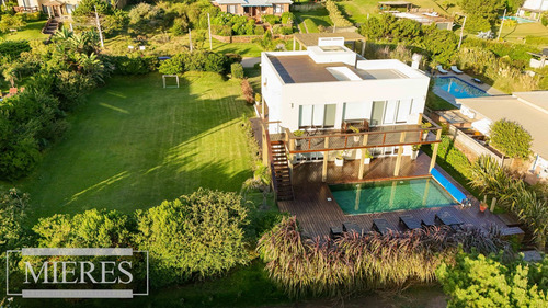Venta Casa 3 Dormitorios - Tío Tom Punta Ballena (ref: Atm-1218)