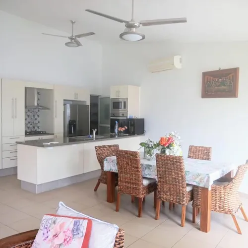 Casa En Venta O Renta Dentro De Fraccionamiento Con Alberca!