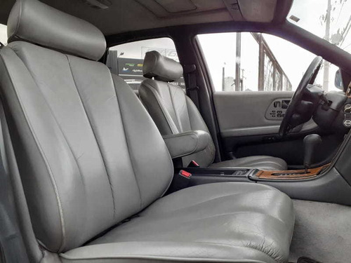 Nissan Infinit G35 3.5 V-6 2p