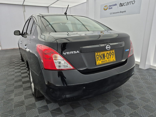Nissan Versa 1.6 Advance