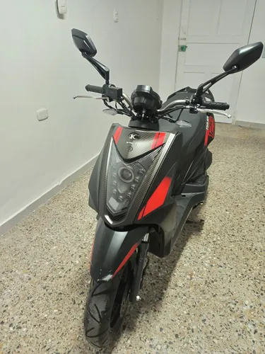 Scooter Modelo 2024, Con 8.159km, Todo Original, Papeles Al