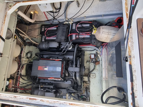 Imagen 14 de 15 de Maxum 3200 Scr 1996 Motores Mercruiser V8 7,4 330hp