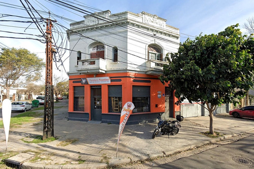 Se Vende Iconica Casa En La Esquina De Junin Y Florida - Barrio Ludueña - Rosario