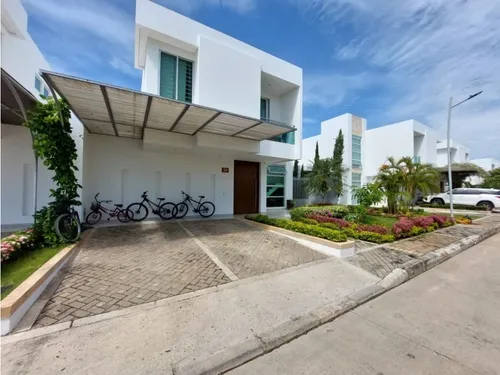 Casa Con Piscina En Picacho En Arriendo O Venta