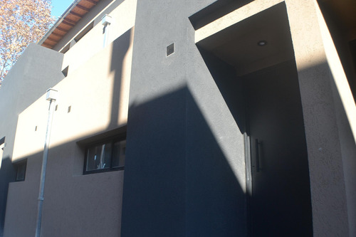 Imagen 10 de 25 de Casa En Venta En Tigre, G.b.a. Zona Norte