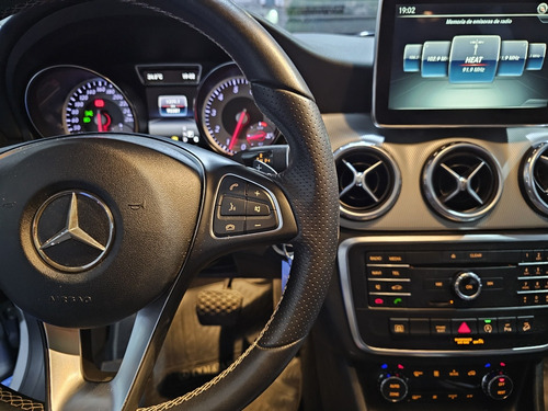 Mercedes-Benz Clase GLA 1.6 Gla250 At Sport B.efficiency